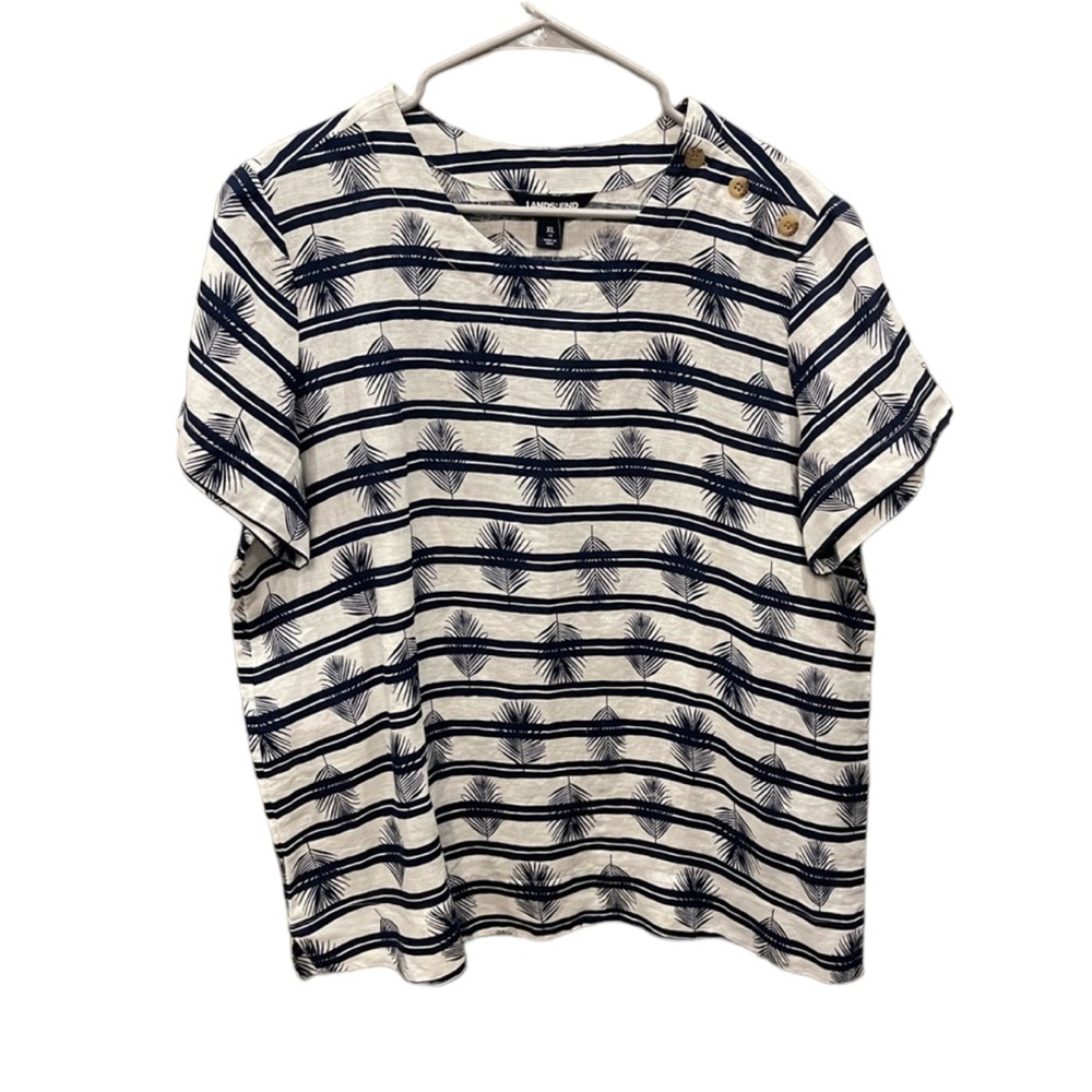 NWT. Lands End Palm Top